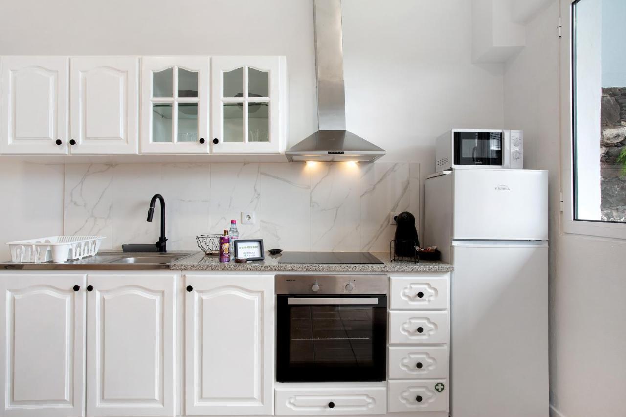 Babosas Charm Apartment Фуншал Екстериор снимка