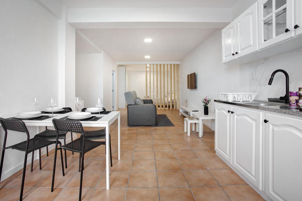 Babosas Charm Apartment Фуншал Екстериор снимка